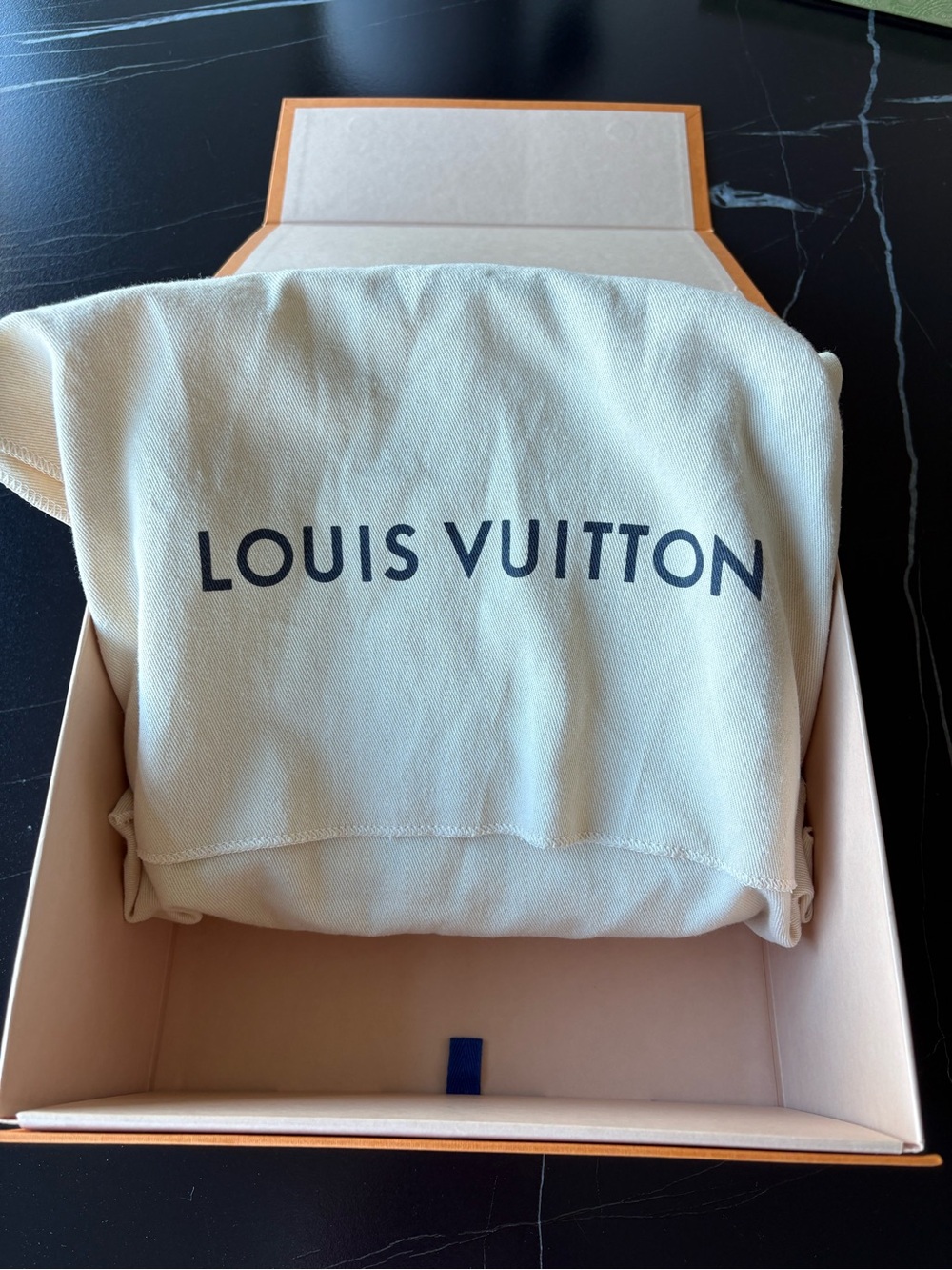Louis Vuitton Croisette Damier Azur Crossbody Bag - Picture 3 of 9